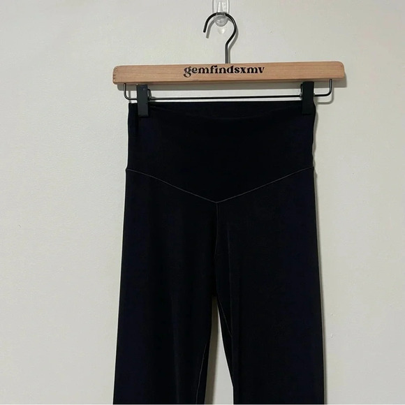 Aerie OFFLINE Real Me Xtra High Waisted Slit Flare Legging Small - Picture 3 of 10